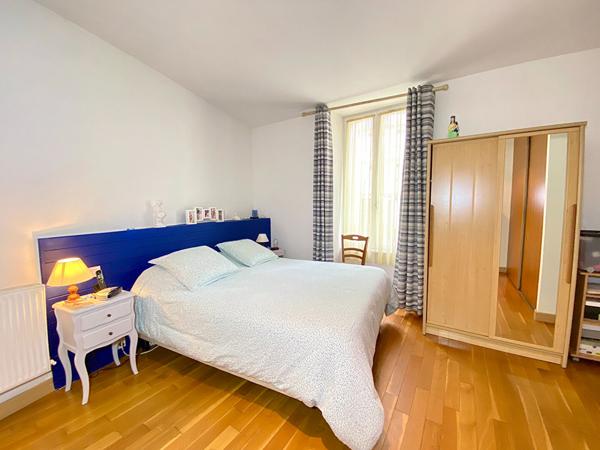 Maison Laval 5 chambres 8 pièces