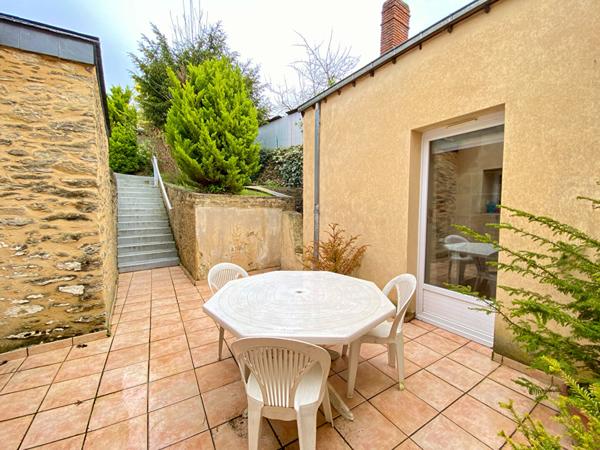 Maison Laval 5 chambres 8 pièces