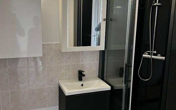 Appartement à louer    2 pièces • 72,45 m2 Elbeuf