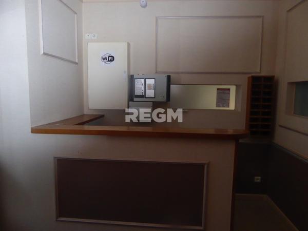 Saint-Séverin (16390) Magnifique ensemble immobilier, comprenant gites, cuisine équipée pour restauration grande salle de restaurant