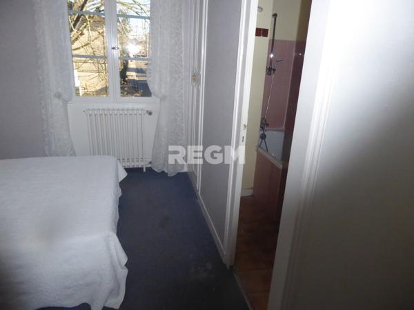 Saint-Séverin (16390) Magnifique ensemble immobilier, comprenant gites, cuisine équipée pour restauration grande salle de restaurant