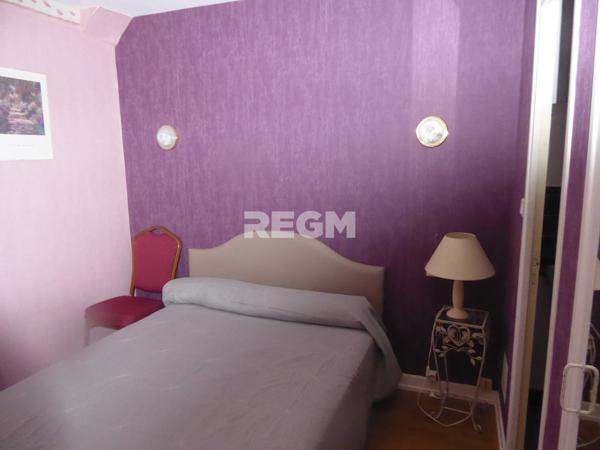 Saint-Séverin (16390) Magnifique ensemble immobilier, comprenant gites, cuisine équipée pour restauration grande salle de restaurant