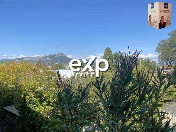 Maison - Villa T3 - Véranda - Jardin - Garage - Cave / Le Pradet