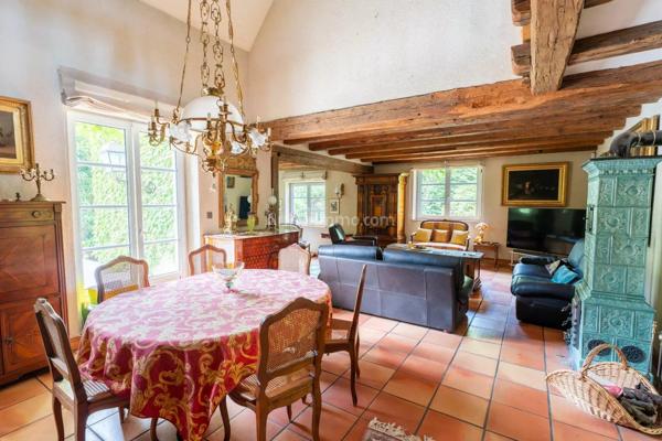 Vente                                                      Maison
                        
                     5 pièces                      214 m2                     à Marckolsheim