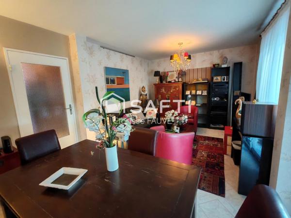 Maison des années 1970 fonctionnelle, 4 chambres