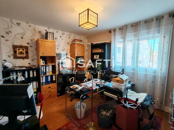 Maison des années 1970 fonctionnelle, 4 chambres