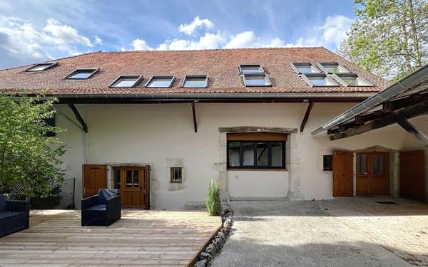 Maison à vendre    5 pièces • 181,54 m2 Clarafond-Arcine