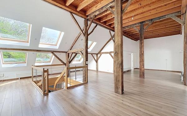 Maison à vendre    5 pièces • 181,54 m2 Clarafond-Arcine