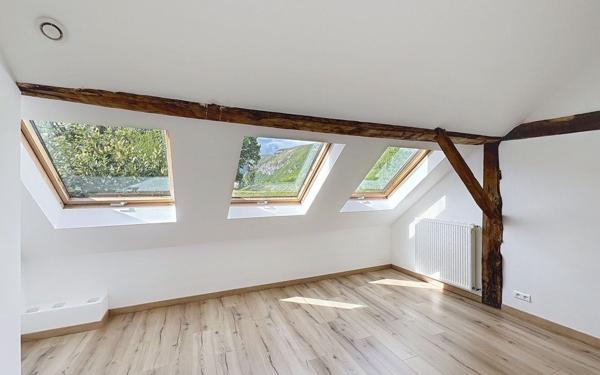 Maison à vendre    5 pièces • 181,54 m2 Clarafond-Arcine