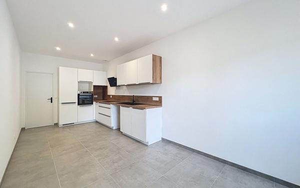 Maison à vendre    5 pièces • 181,54 m2 Clarafond-Arcine