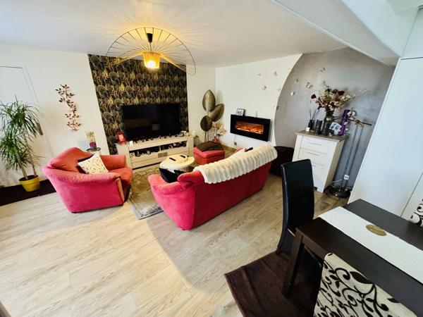 Maison de ville 3 pièces 75m2 + place de parking