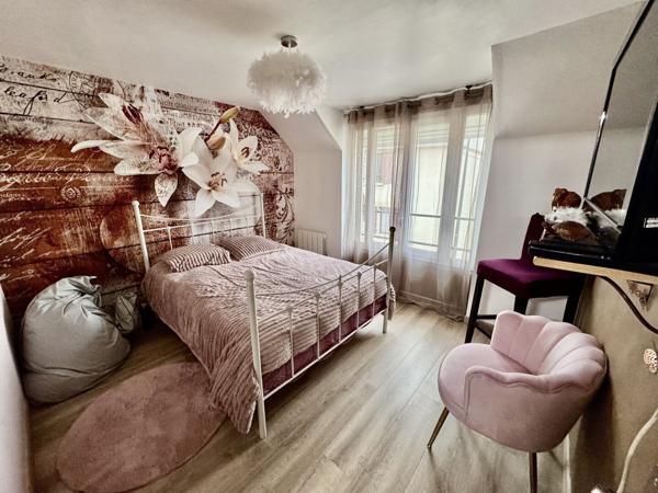 Maison de ville 3 pièces 75m2 + place de parking