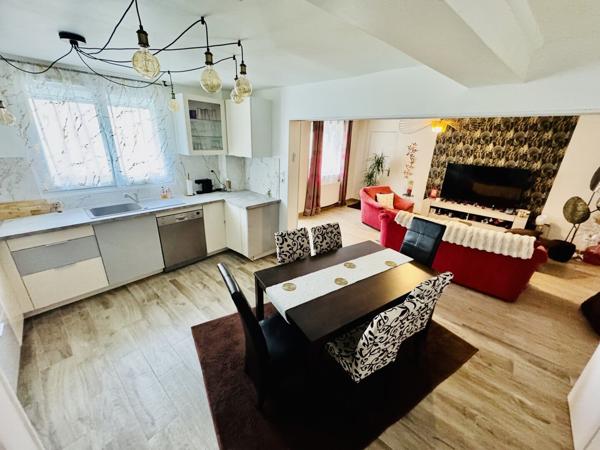 Maison de ville 3 pièces 75m2 + place de parking