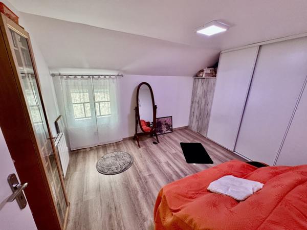 Maison de ville 3 pièces 75m2 + place de parking