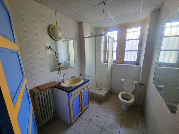 Ensemble immobilier au cœur du village