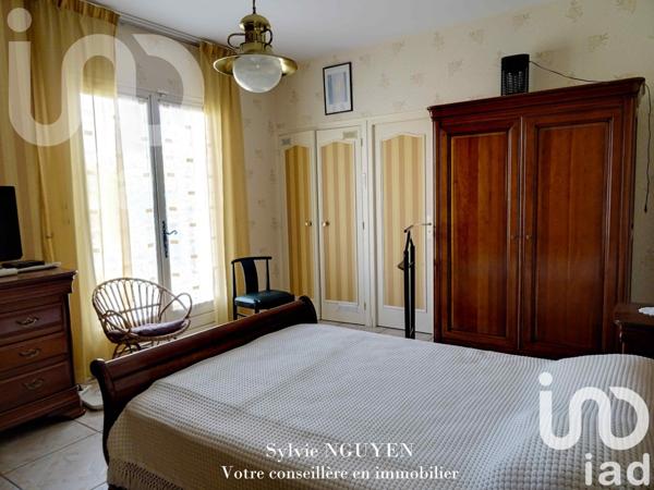 Maison 5 pièces de 166 m² à Angoulême (16000)