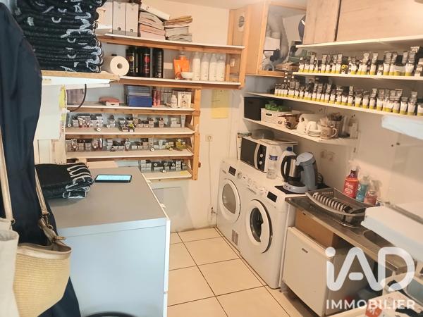 Esthétique, Coiffure​ à vendre 45 m² Saint-Gilles