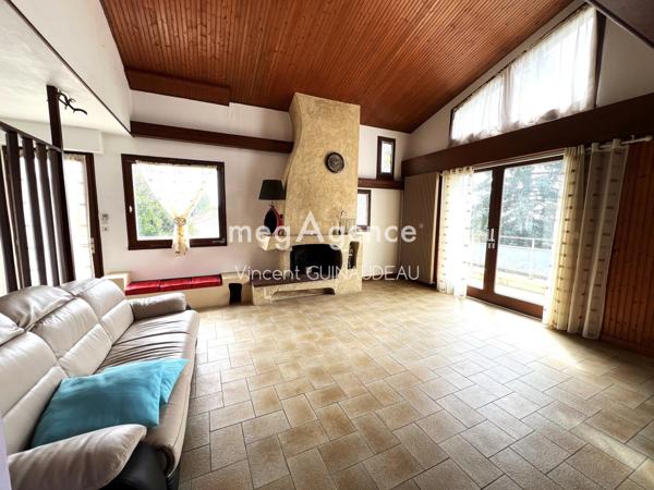 Maison à POUZAUGES, 85700 - 6 pièces 175m²