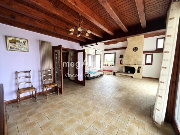 Maison à POUZAUGES, 85700 - 6 pièces 175m²