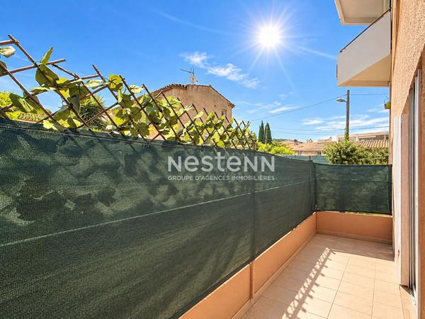 Studio avec coin nuit Vallauris - parking - terrasse