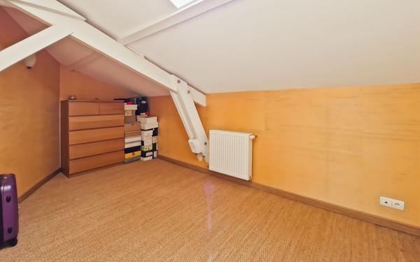 Maison à vendre    5 pièces •  Toulouse