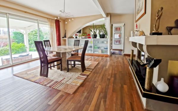 Maison à vendre    5 pièces •  Toulouse