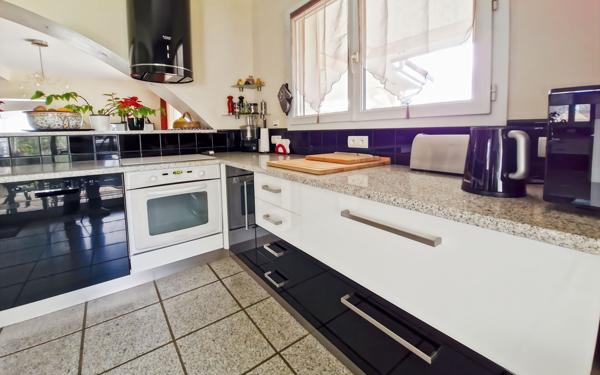 Maison à vendre    5 pièces •  Toulouse