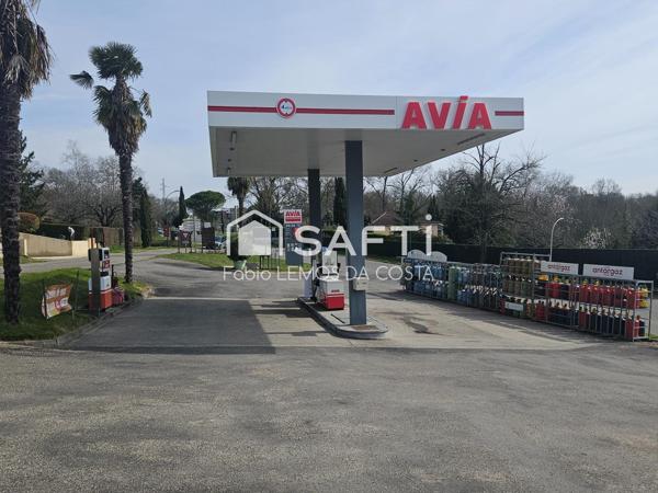 MUR/FOND DE COMMERCERCE STATION SERVICE ET MAISON