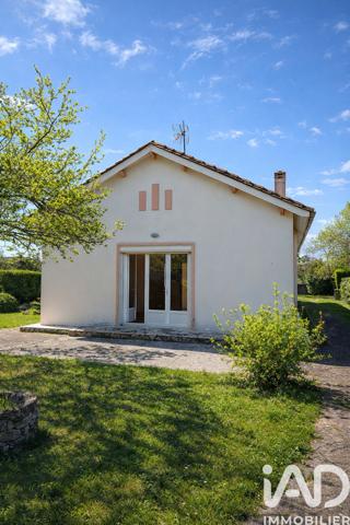 Maison à vendre 5 pièces 96 m² Saint-Seurin-sur-l'Isle