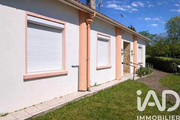 Maison à vendre 5 pièces 96 m² Saint-Seurin-sur-l'Isle
