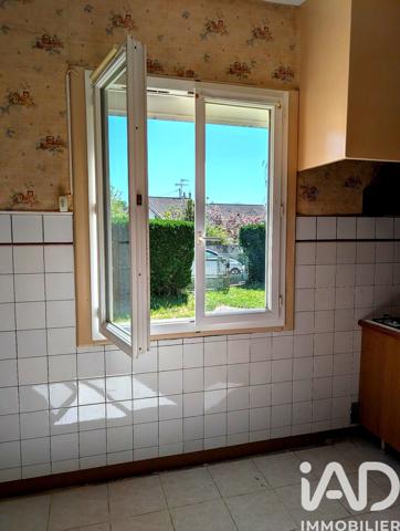 Maison à vendre 5 pièces 96 m² Saint-Seurin-sur-l'Isle