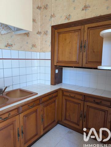 Maison à vendre 5 pièces 96 m² Saint-Seurin-sur-l'Isle