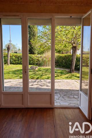 Maison à vendre 5 pièces 96 m² Saint-Seurin-sur-l'Isle