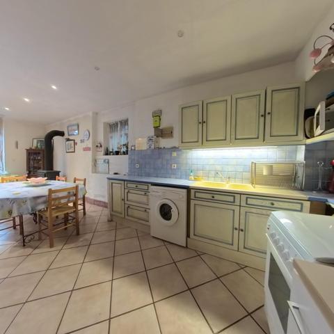 Charmante maison de village au fort potentiel