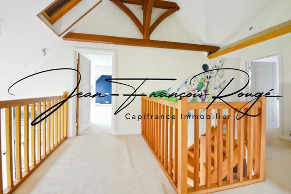 Saint-Gilles, maison contemporaine de 190 m² avec de beaux espaces !!!