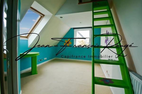 Saint-Gilles, maison contemporaine de 190 m² avec de beaux espaces !!!