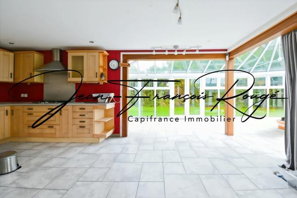 Saint-Gilles, maison contemporaine de 190 m² avec de beaux espaces !!!