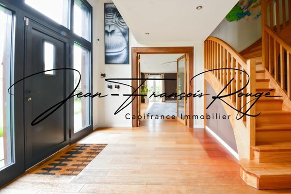 Saint-Gilles, maison contemporaine de 190 m² avec de beaux espaces !!!