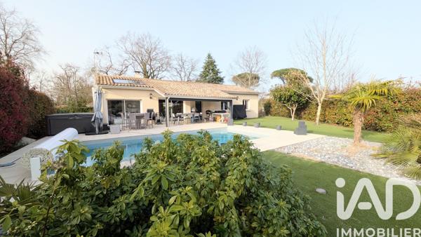 Maison à vendre 5 pièces 123 m² Saint-Jean-d'Illac