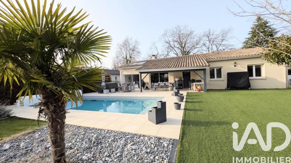 Maison à vendre 5 pièces 123 m² Saint-Jean-d'Illac