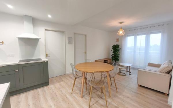 Appartement à vendre    4 pièces • 62 m2 Nîmes