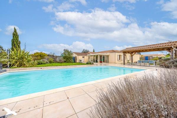 Maison à vendre |  Mauzé-sur-le-Mignon |  6 pièces | 148 m²