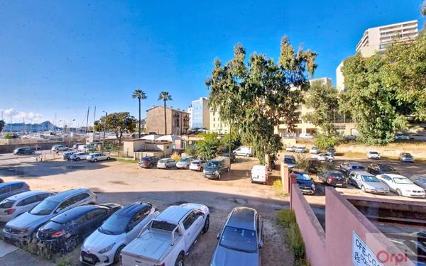 Appartement à vendre    3 pièces • 50,40 m2 Ajaccio