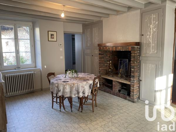 Longère 6 pièces de 158 m² à Le Coudray (28630)