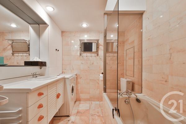 Appartement F2 à vendre  2 pièces - 66,89 m 2   PARIS  - 75016