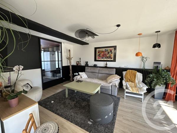 Maison à vendre  7 pièces - 160 m 2   LAGORD  - 17