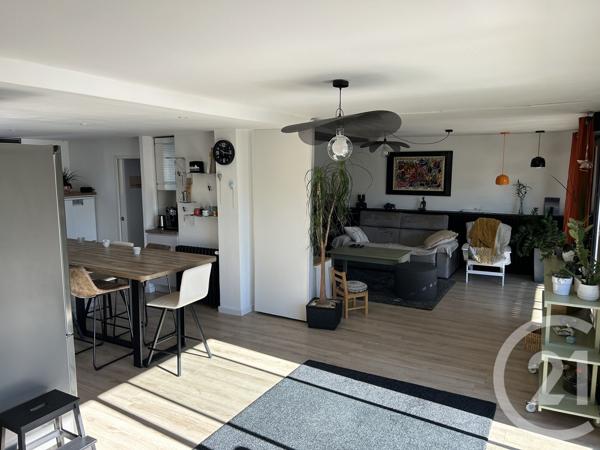 Maison à vendre  7 pièces - 160 m 2   LAGORD  - 17