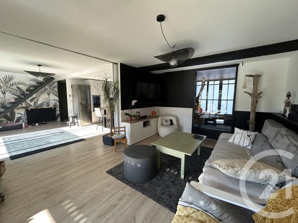 Maison à vendre  7 pièces - 160 m 2   LAGORD  - 17