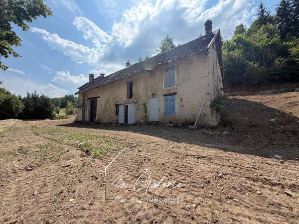 MAGNIFIQUE GRANGE A RENOVER AU PEUIL A CLAIX