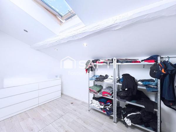 Située au coeur de Carbonne, centre ville à pied